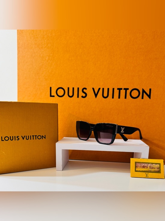 Louis Vuitton Accessories - Authentic Louis Vuitton Blaze Sunglasses. Excellent condition! No scratches!